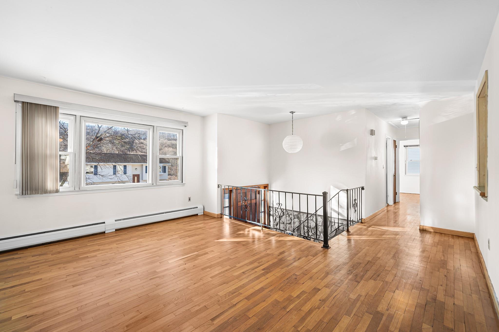Single Family Lincoln  Rockland County, NY 10974, MLS-831324-8