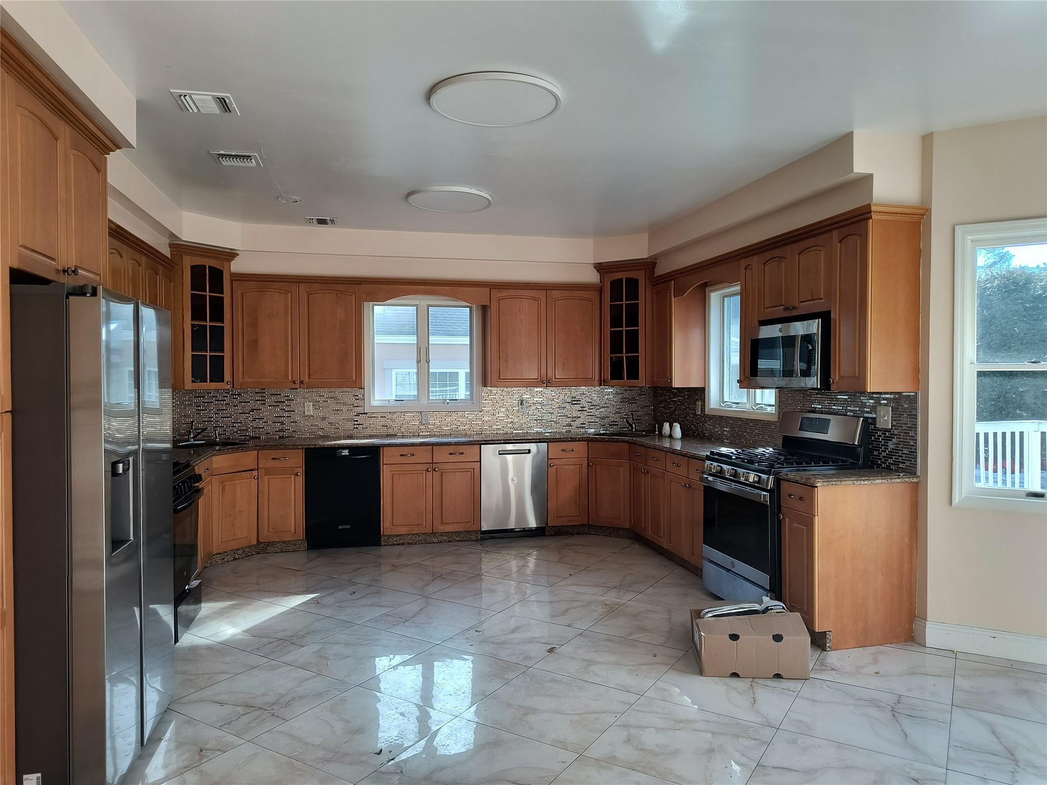 Single Family Maple  Rockland County, NY 10952, MLS-831338-14