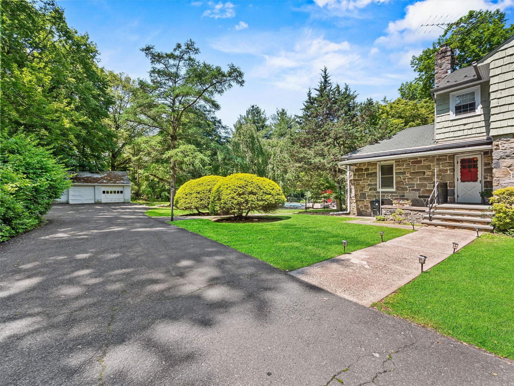 Single Family Finnegan  Rockland County, NY 10901, MLS-831357-34