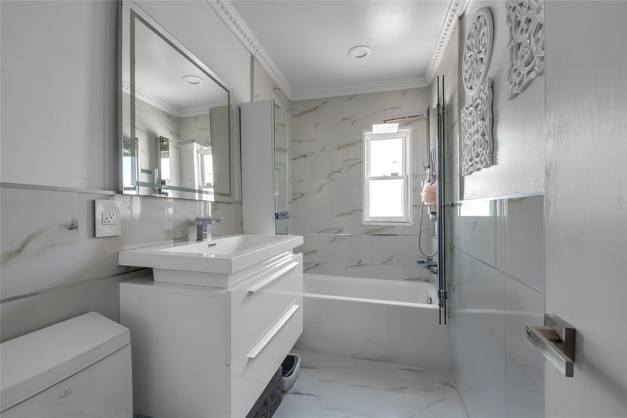Single Family 104th  Brooklyn, NY 11236, MLS-831363-13