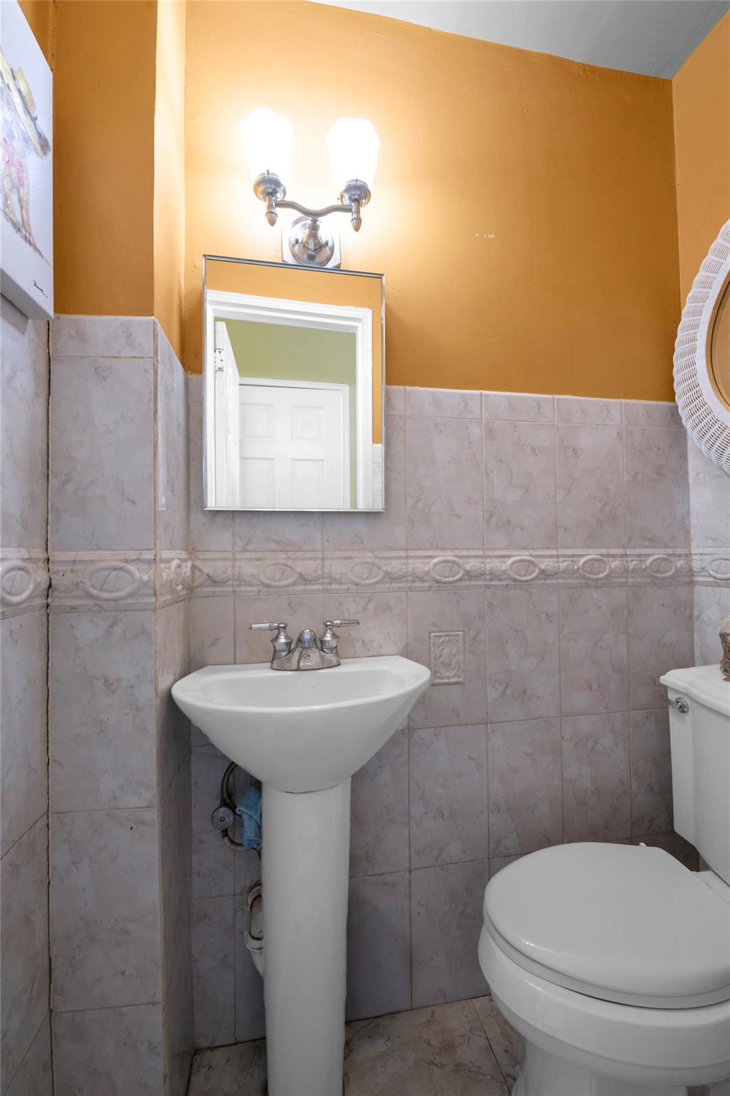 Single Family 104th  Brooklyn, NY 11236, MLS-831363-8