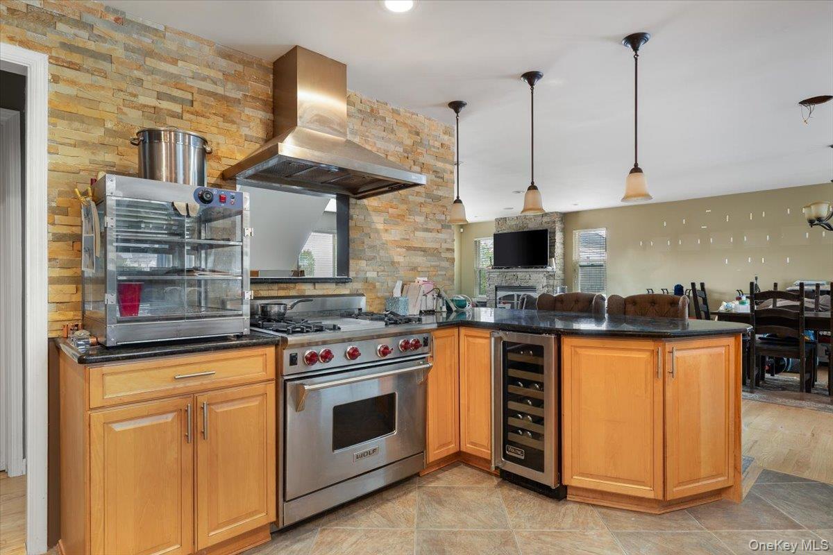 Single Family Jackson  Suffolk County, NY 11702, MLS-831367-13