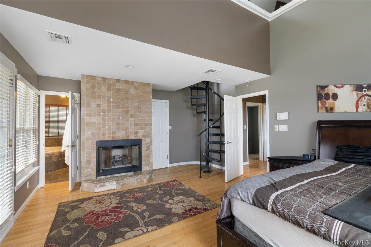 Single Family Jackson  Suffolk County, NY 11702, MLS-831367-16