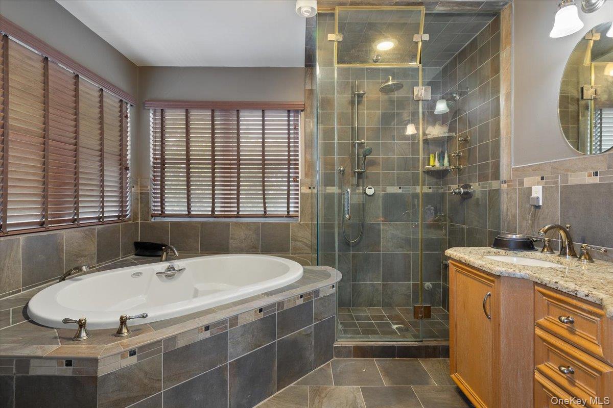 Single Family Jackson  Suffolk County, NY 11702, MLS-831367-18