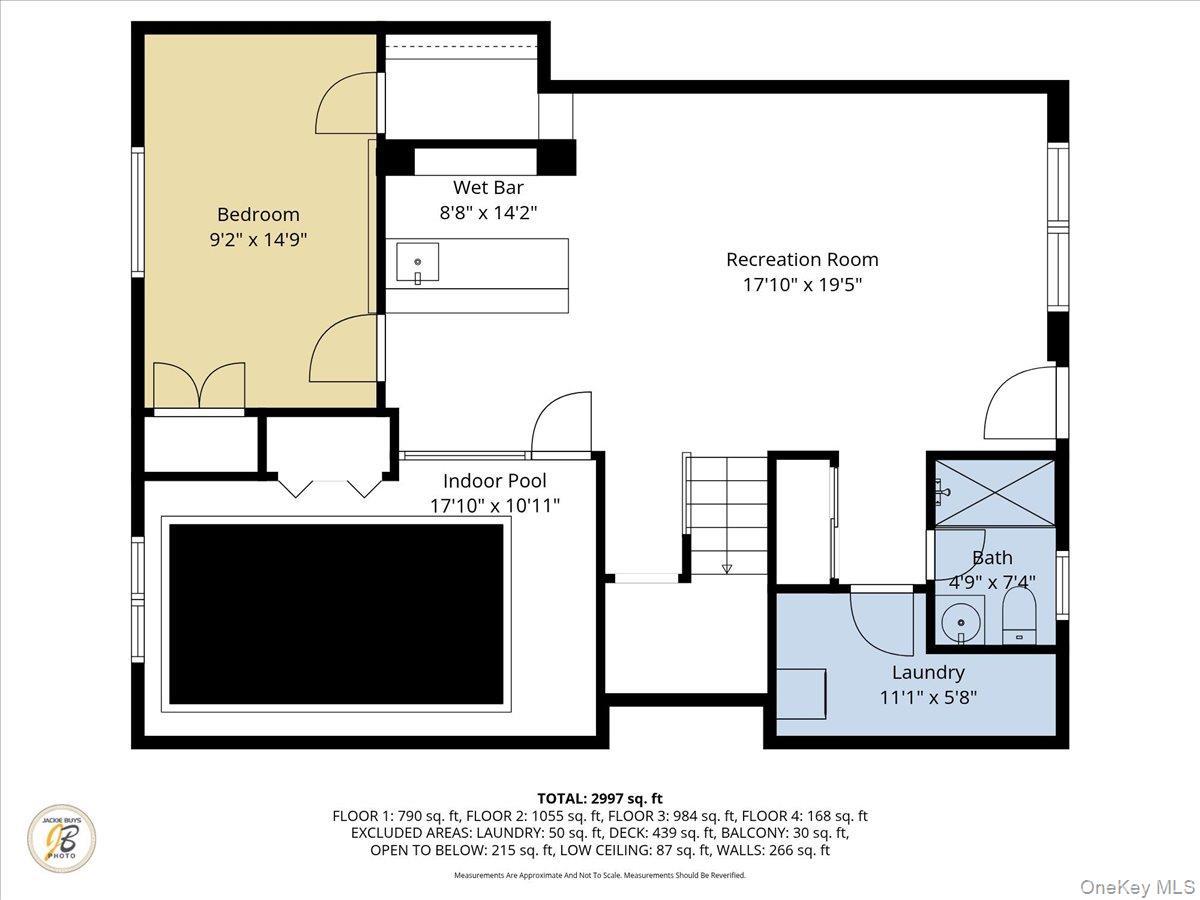 Single Family Jackson  Suffolk County, NY 11702, MLS-831367-5