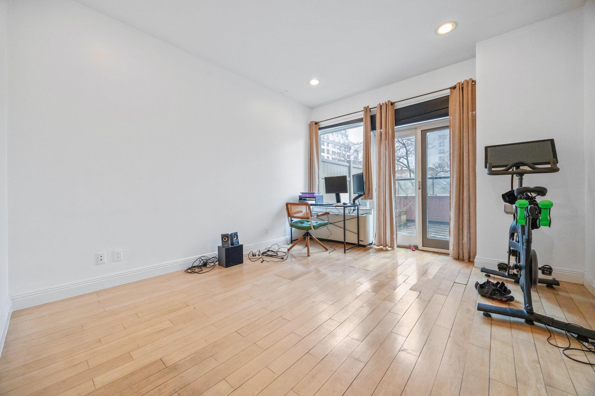Condo Bridge  Brooklyn, NY 11201, MLS-831374-11