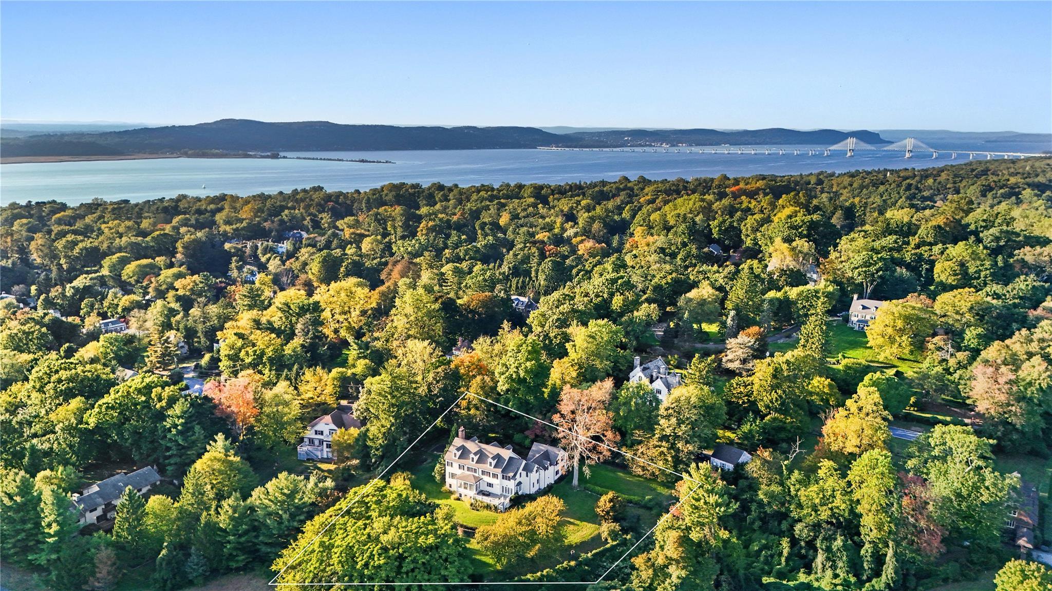 Single Family Belmont  Westchester County, NY 10533, MLS-831404-3