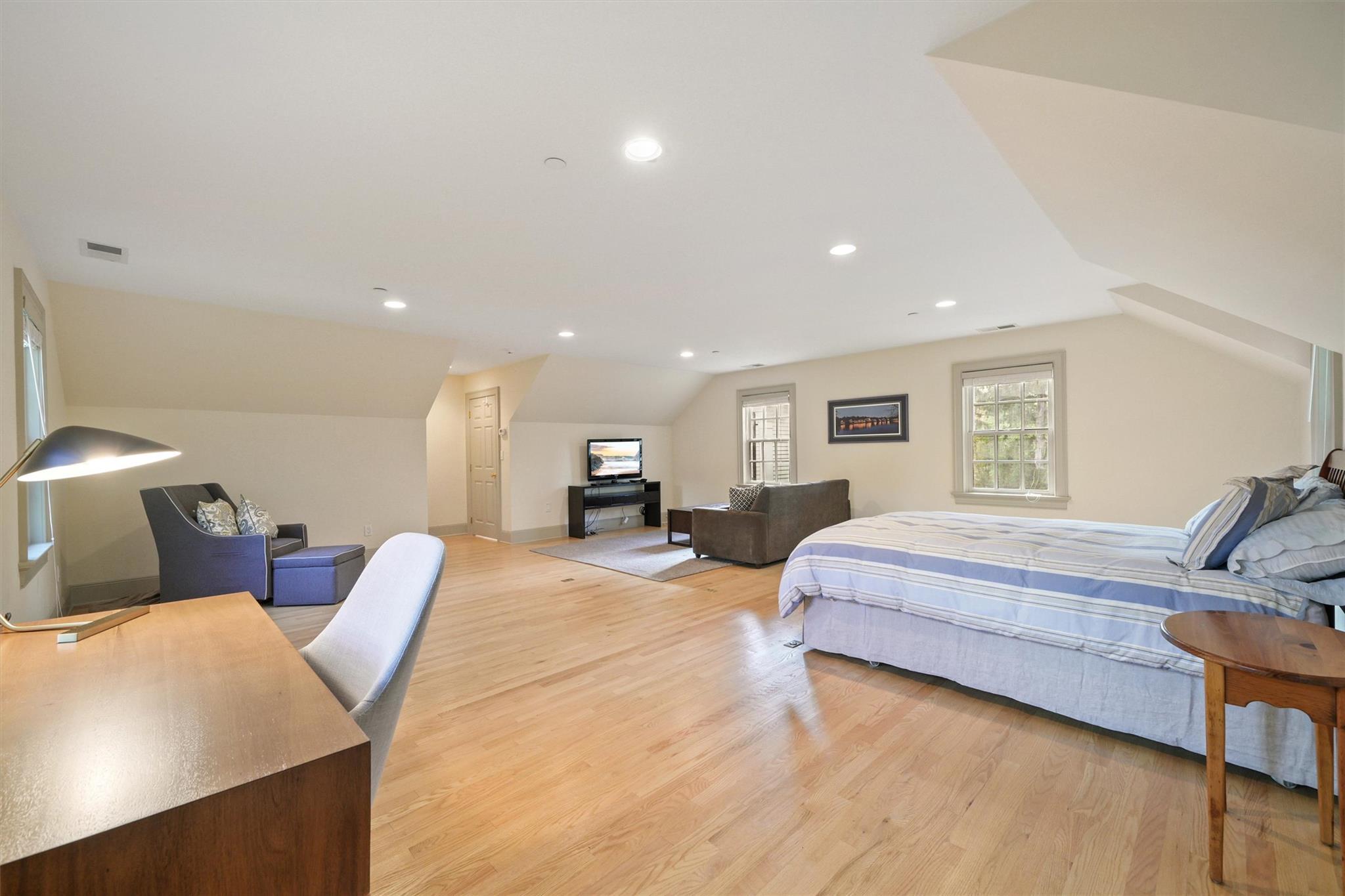 Single Family Belmont  Westchester County, NY 10533, MLS-831404-33