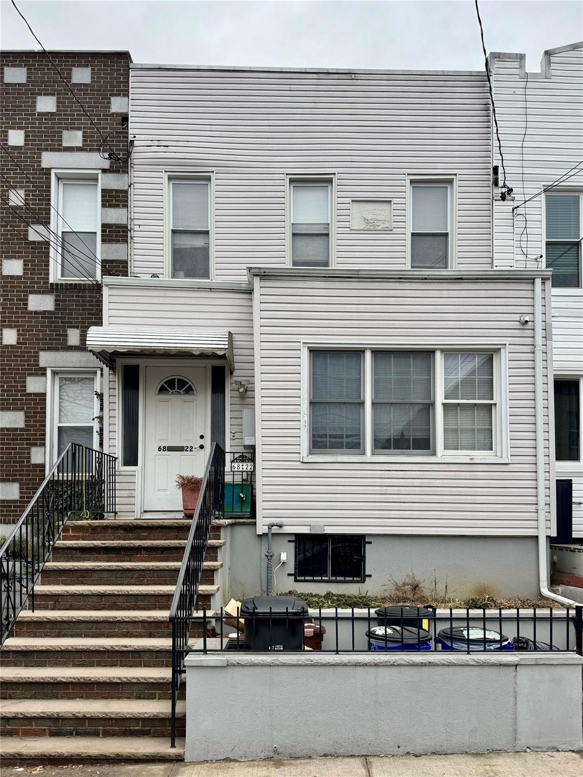 Single Family 60th  Queens, NY 11385, MLS-831498-26