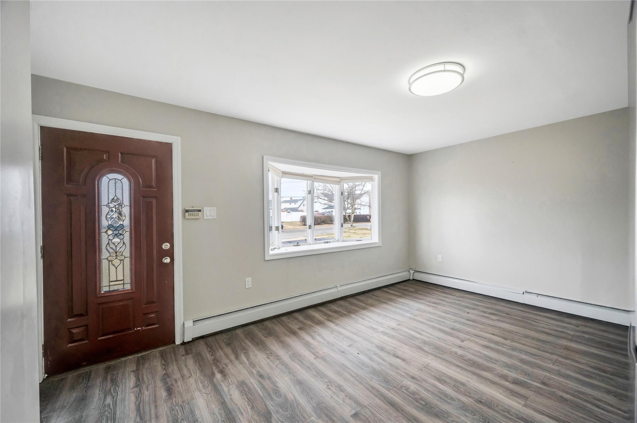 Single Family Saddle  Nassau County, NY 11756, MLS-831518-17