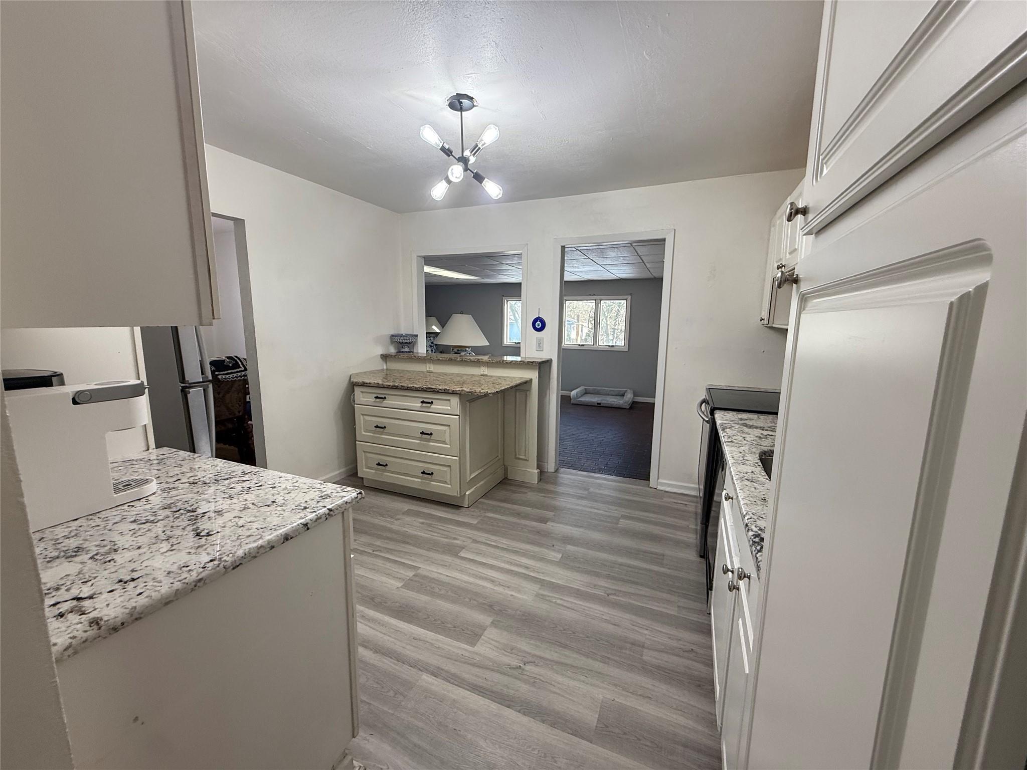 Single Family Clay Pitts  Suffolk County, NY 11731, MLS-831541-9