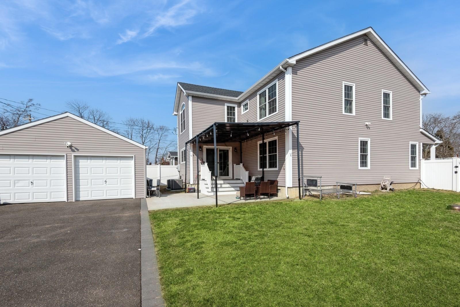 Single Family Logan  Nassau County, NY 11793, MLS-831566-23