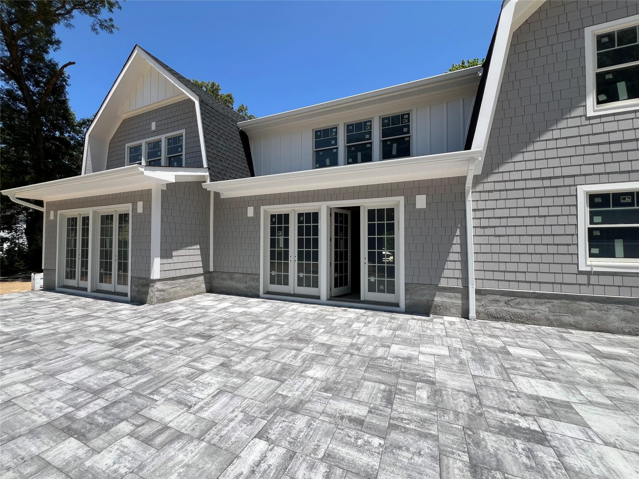 Single Family Split Rock  Nassau County, NY 11791, MLS-831573-4