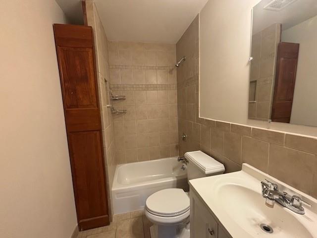 Single Family North Plaza  Suffolk County, NY 11701, MLS-831585-6