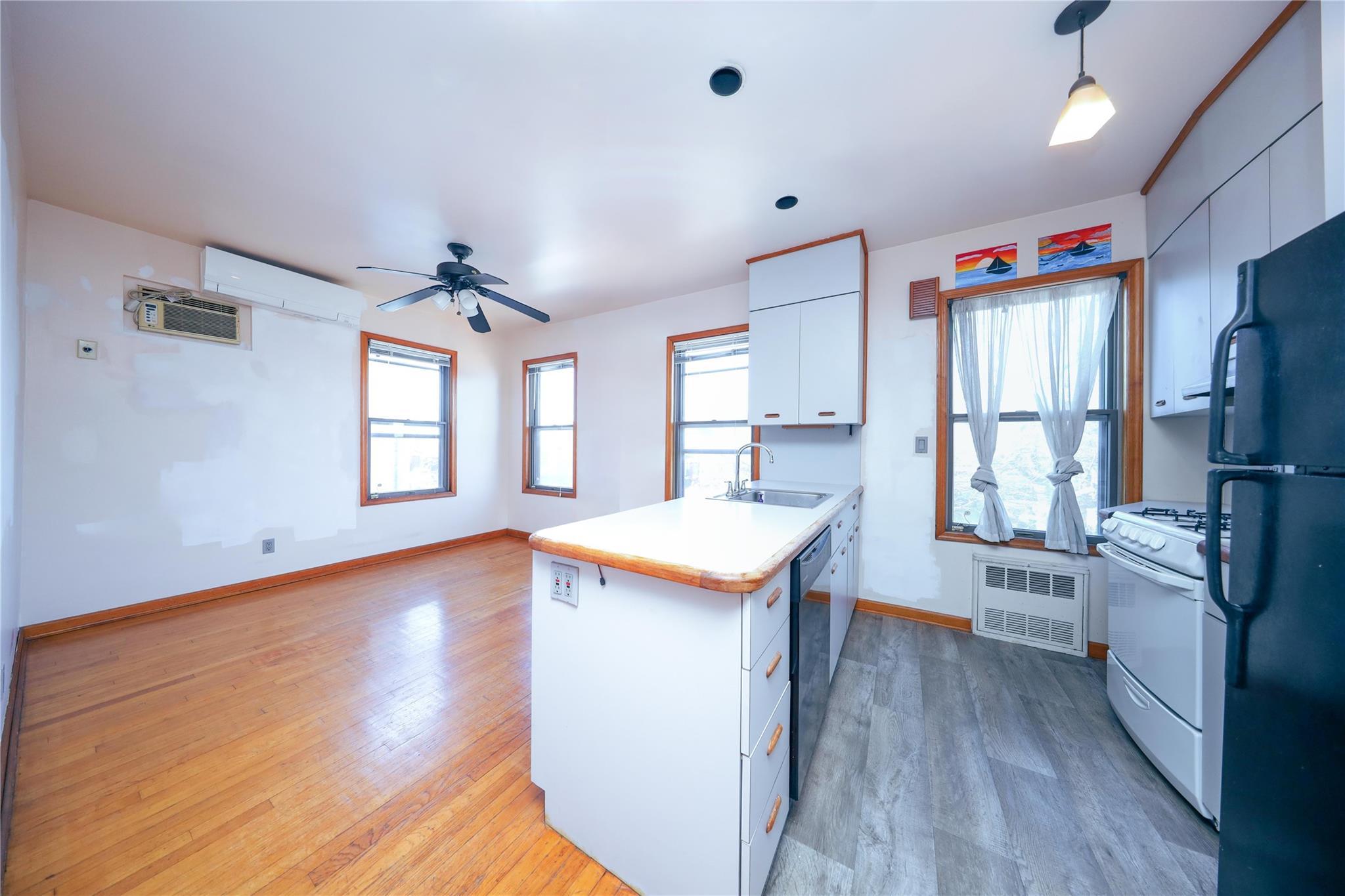 Single Family Bay Ridge  Brooklyn, NY 11228, MLS-831595-11
