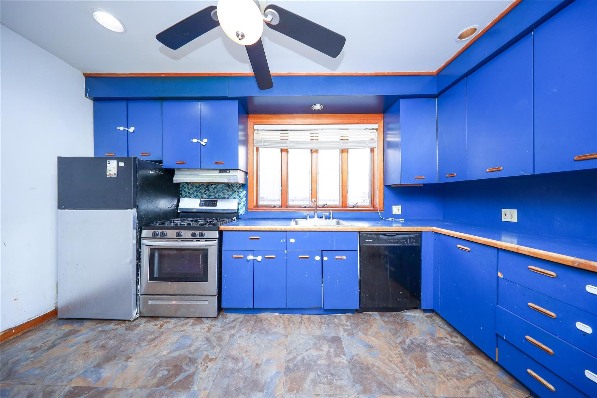 Single Family Bay Ridge  Brooklyn, NY 11228, MLS-831595-15