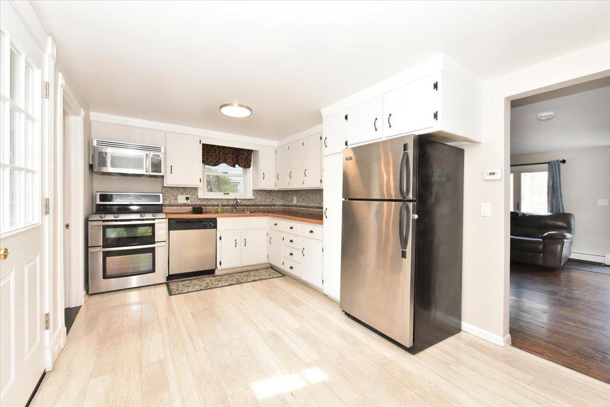 Single Family Charles  Nassau County, NY 11050, MLS-831610-9