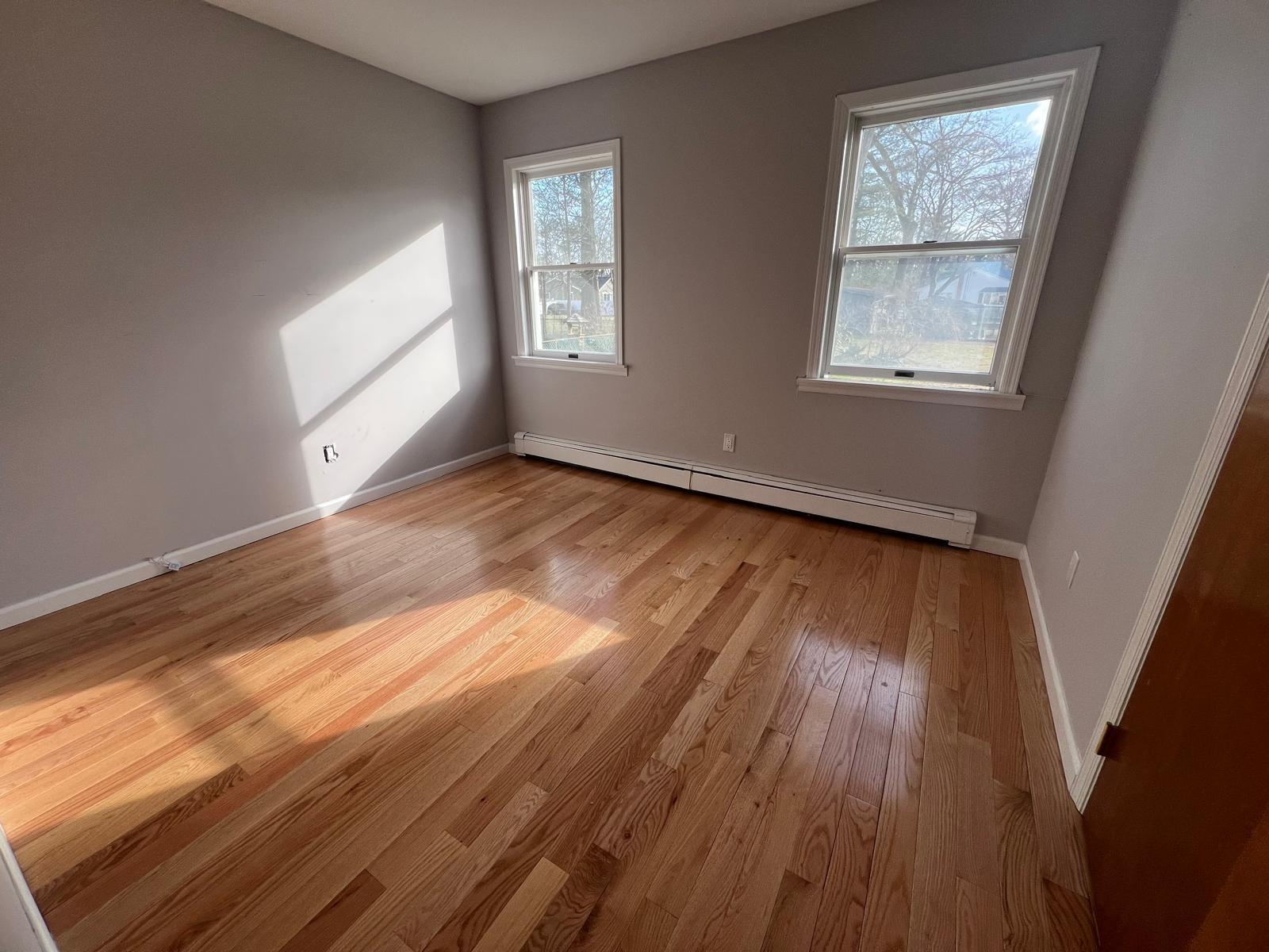 Single Family Lake  Suffolk County, NY 11767, MLS-831660-10