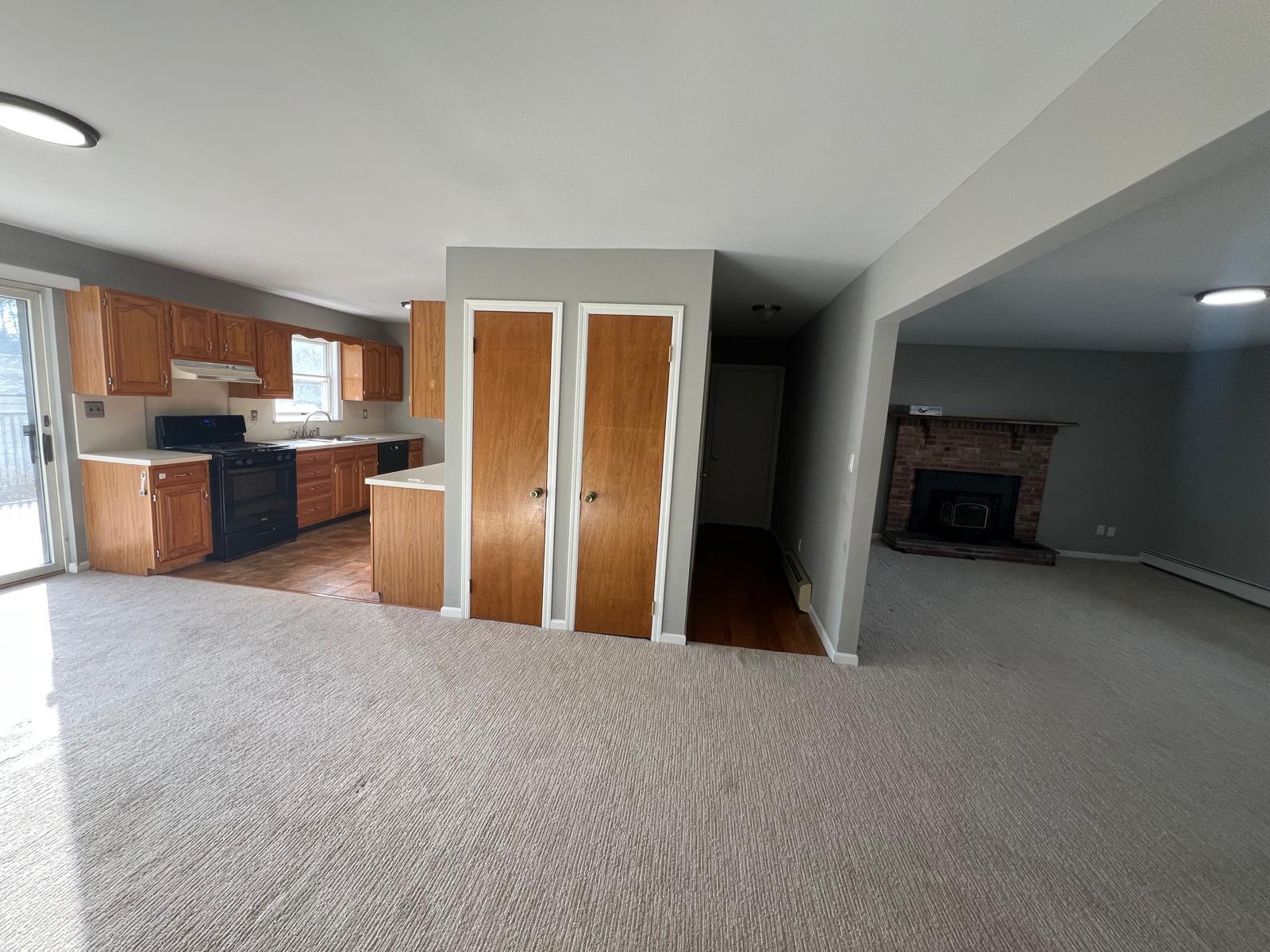 Single Family Lake  Suffolk County, NY 11767, MLS-831660-15