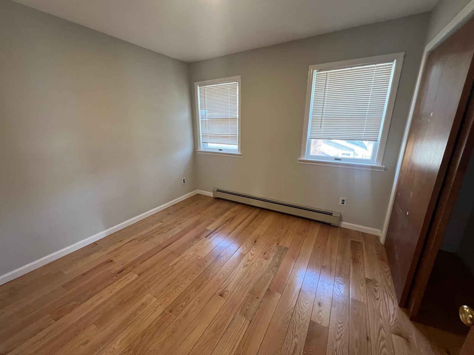 Single Family Lake  Suffolk County, NY 11767, MLS-831660-18