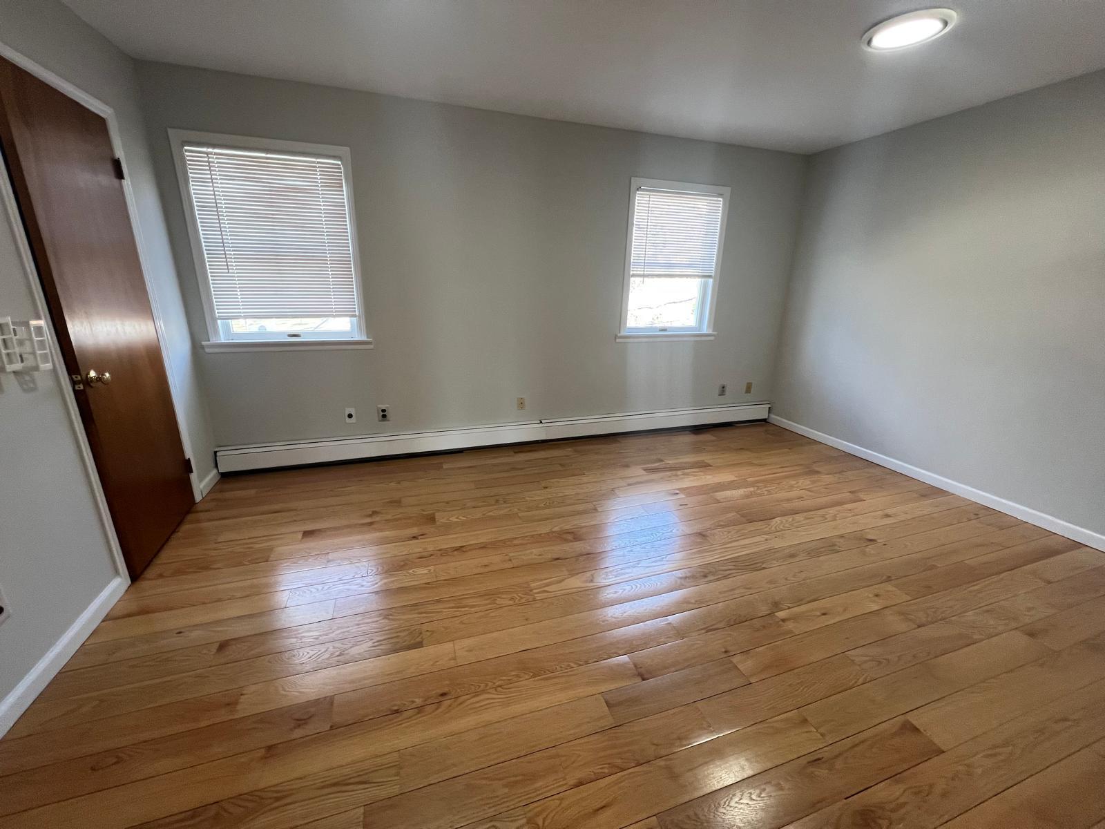 Single Family Lake  Suffolk County, NY 11767, MLS-831660-19