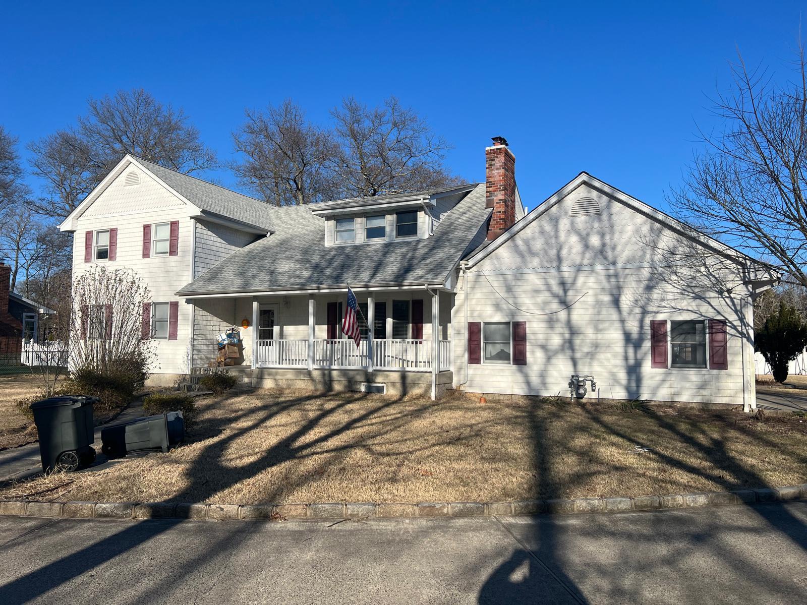 Single Family Lake  Suffolk County, NY 11767, MLS-831660-2
