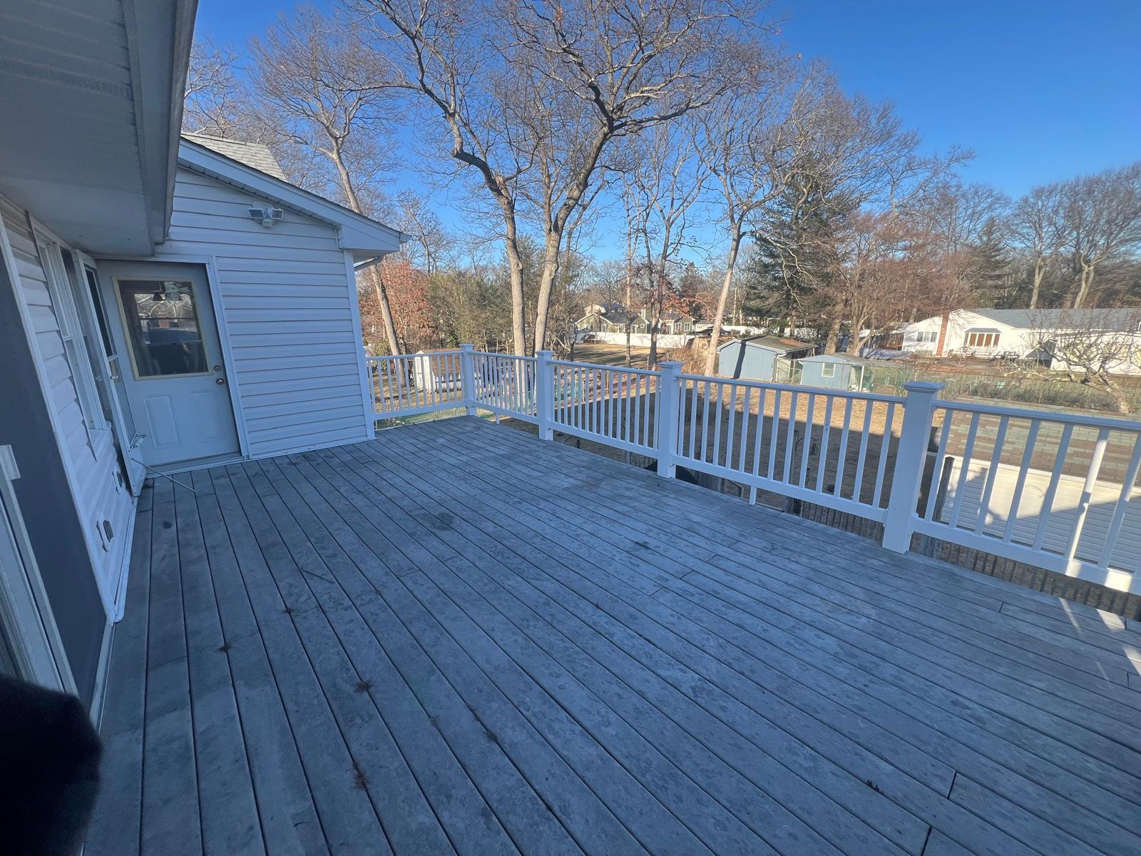 Single Family Lake  Suffolk County, NY 11767, MLS-831660-27