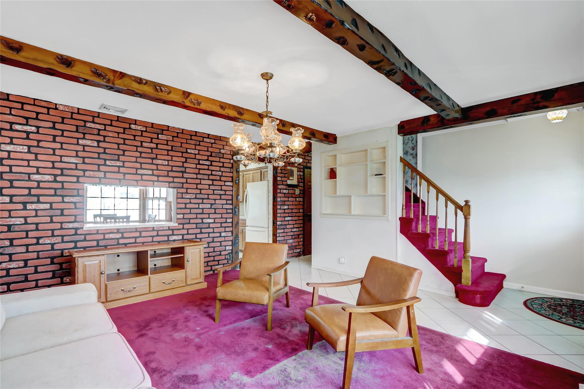 Single Family Arch  Nassau County, NY 11735, MLS-831675-16