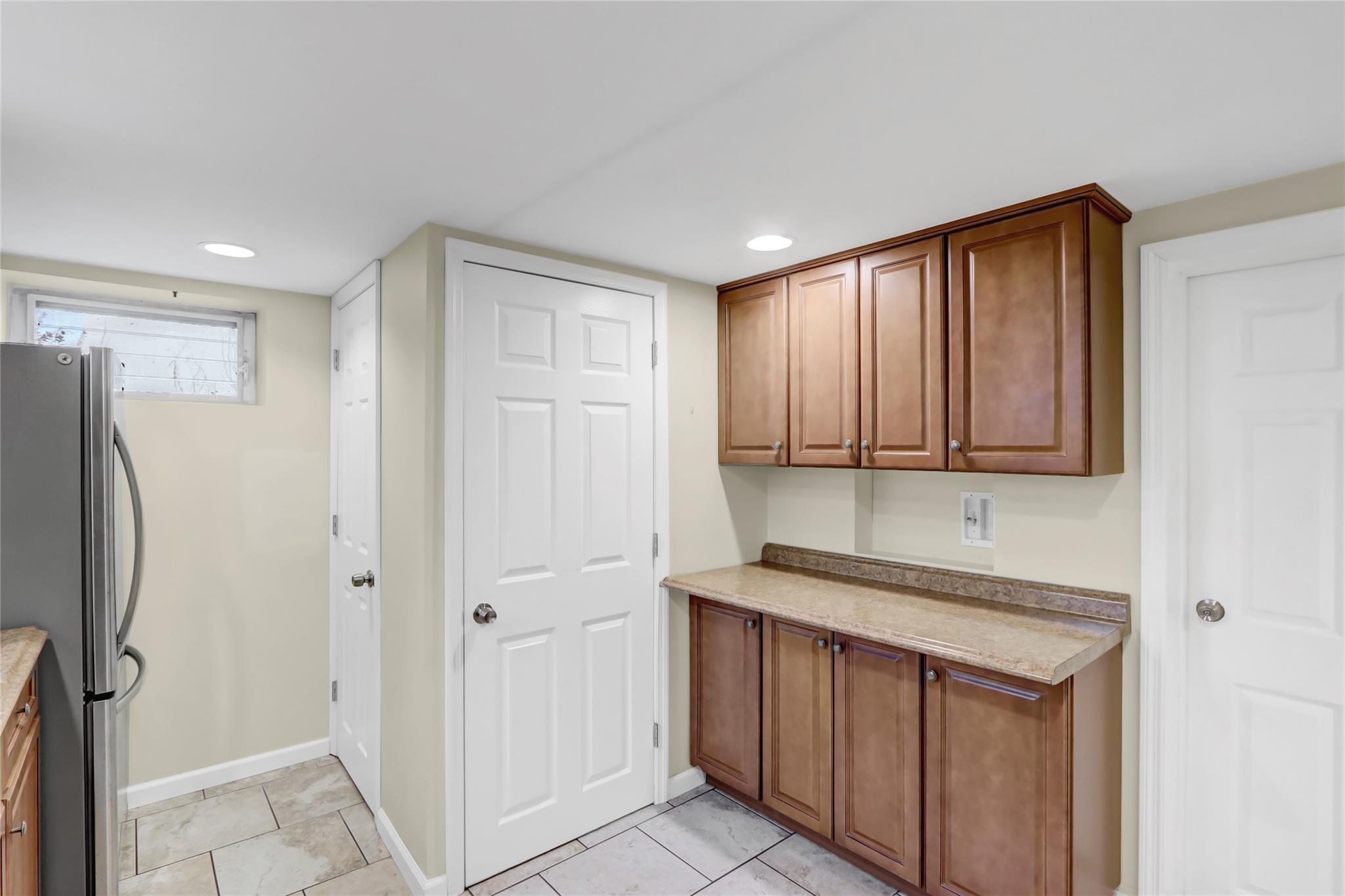 Single Family Arch  Nassau County, NY 11735, MLS-831675-31