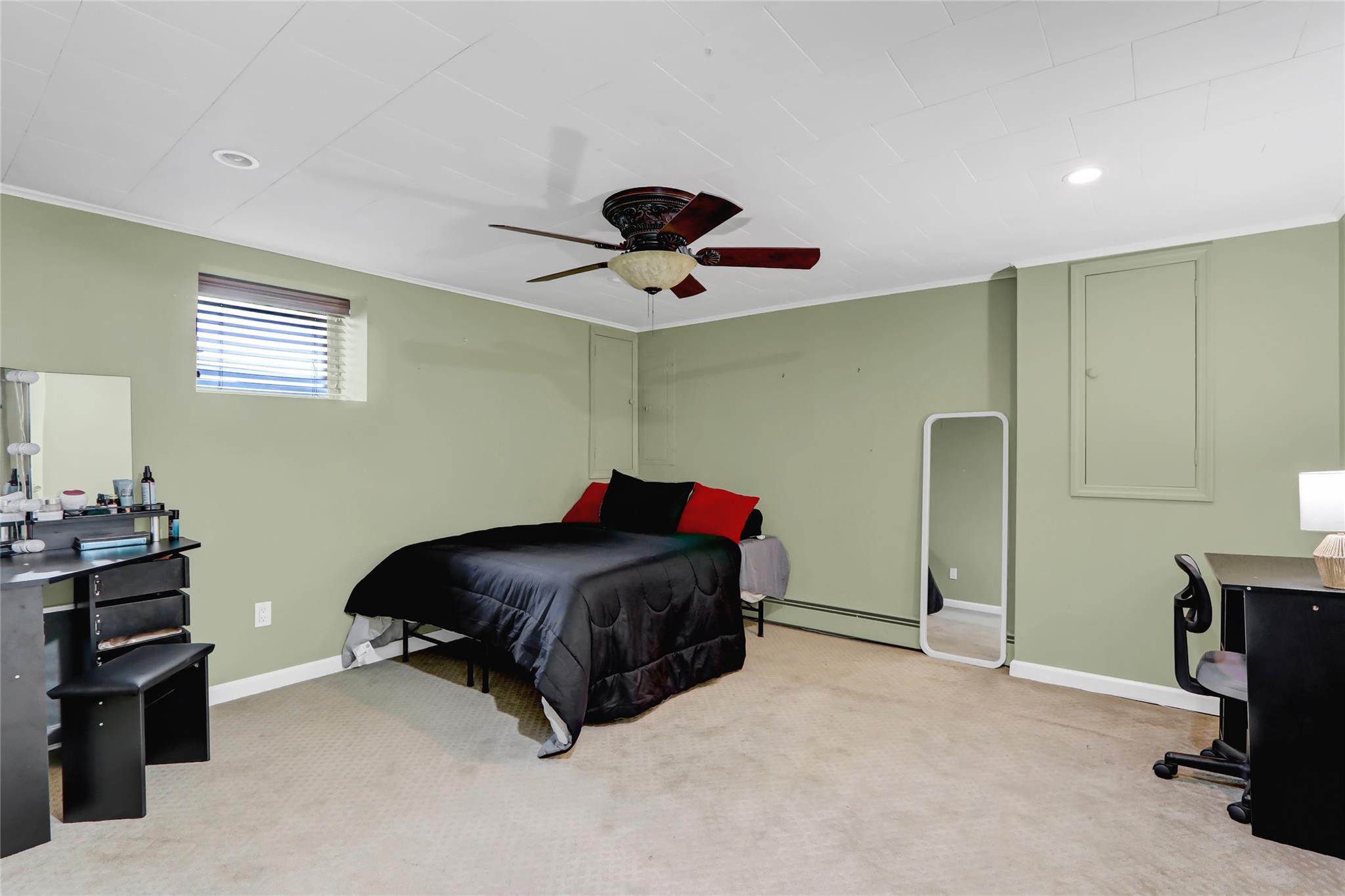 Single Family Arch  Nassau County, NY 11735, MLS-831675-32