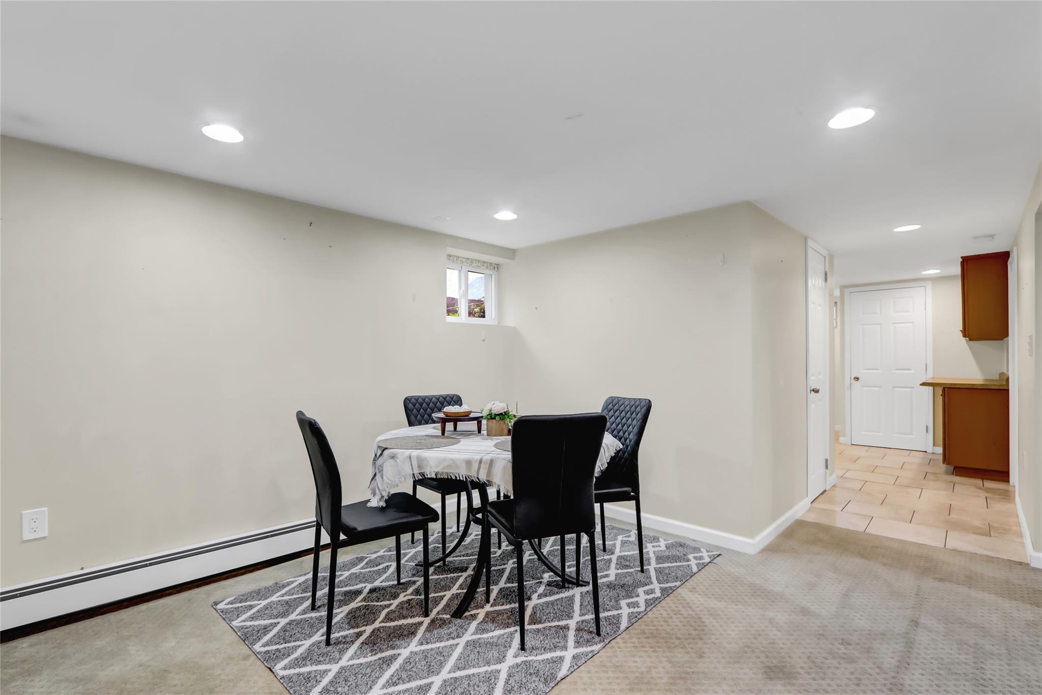 Single Family Arch  Nassau County, NY 11735, MLS-831675-33