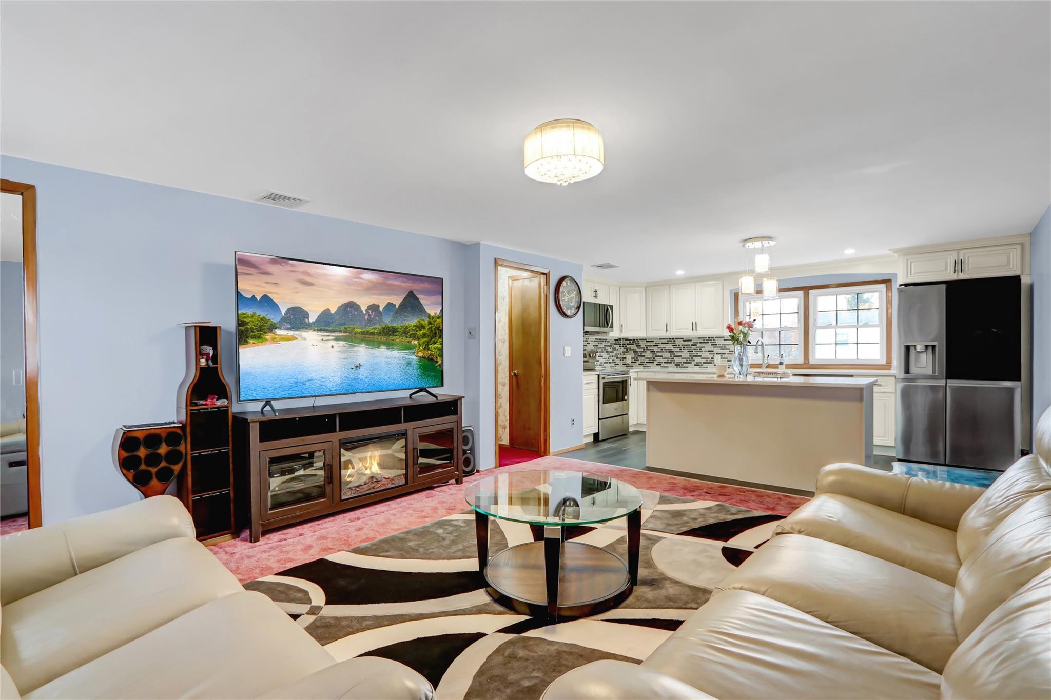 Single Family Arch  Nassau County, NY 11735, MLS-831675-8