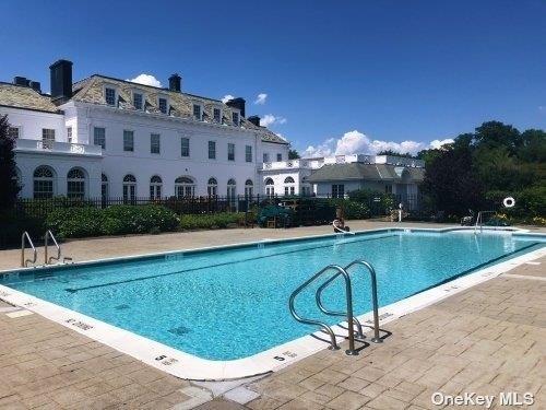 Single Family Rose Hill  Nassau County, NY 11030, MLS-831713-23