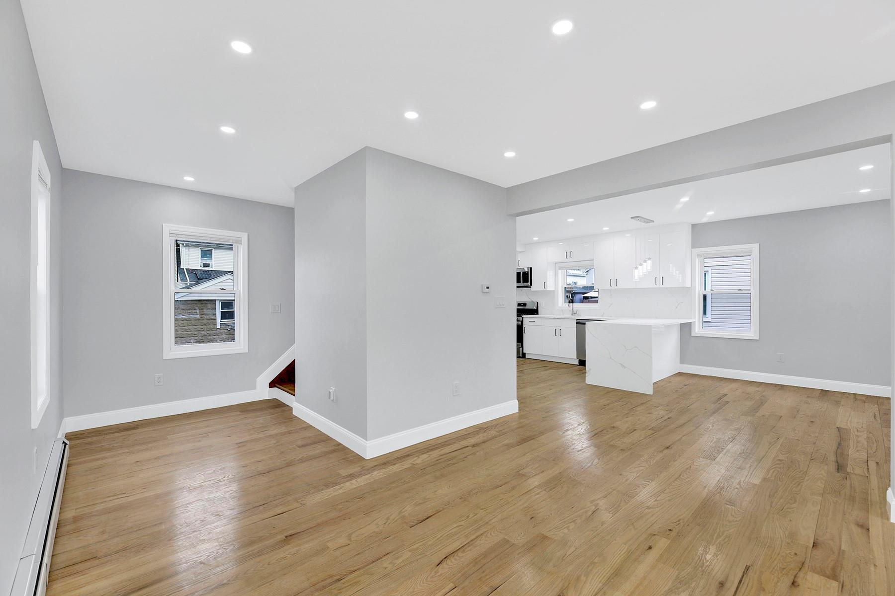 Single Family 112th  Queens, NY 11429, MLS-831731-4