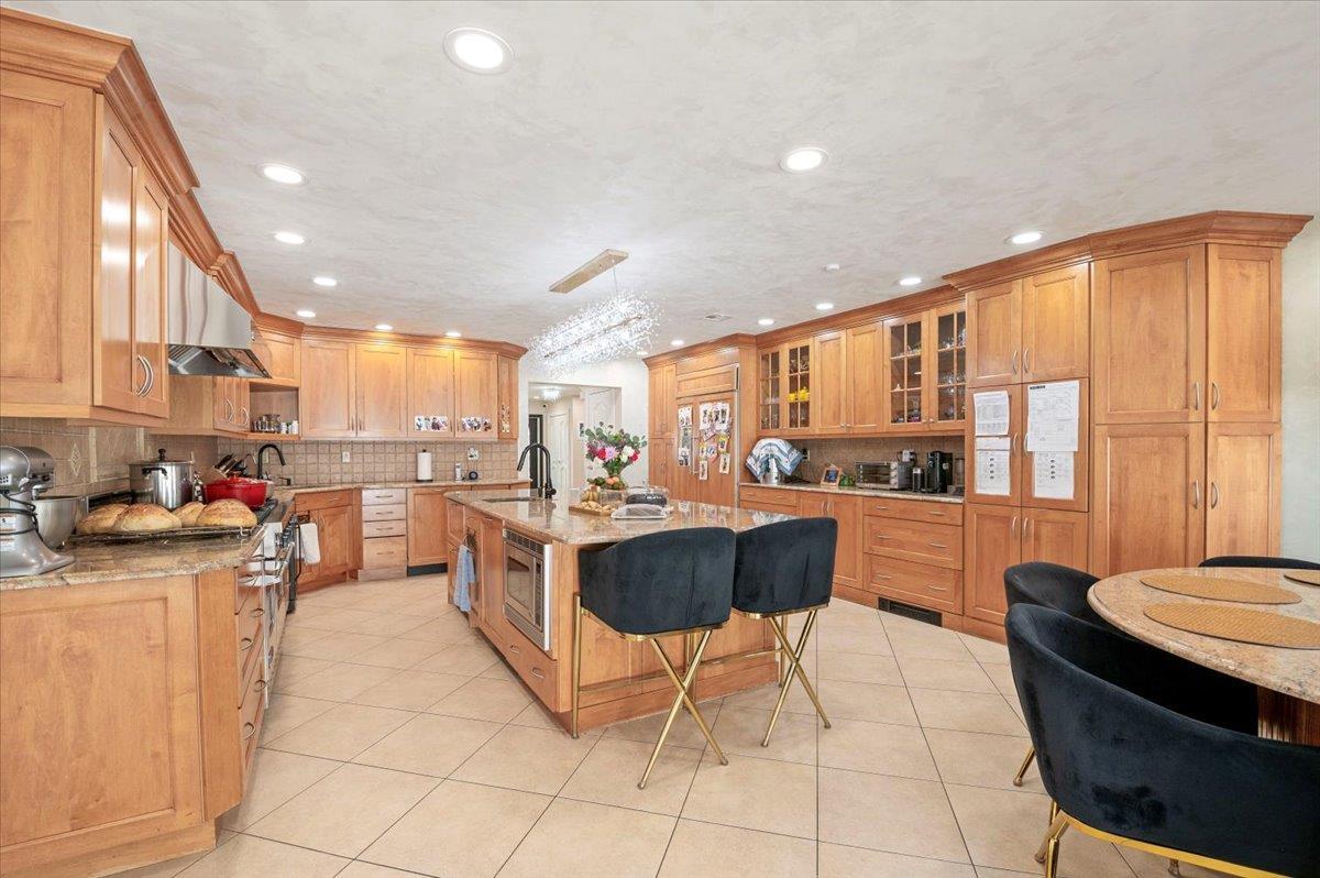 Single Family Linden  Nassau County, NY 11598, MLS-831739-13