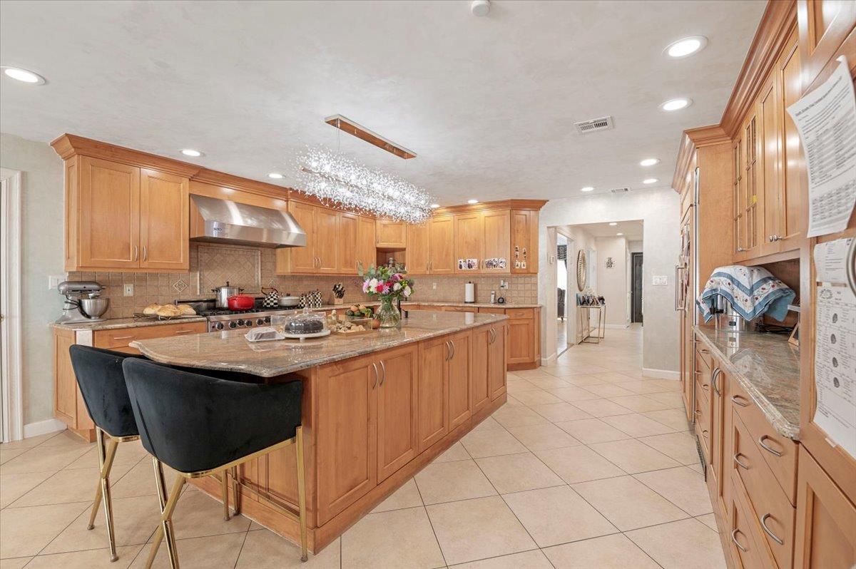 Single Family Linden  Nassau County, NY 11598, MLS-831739-15