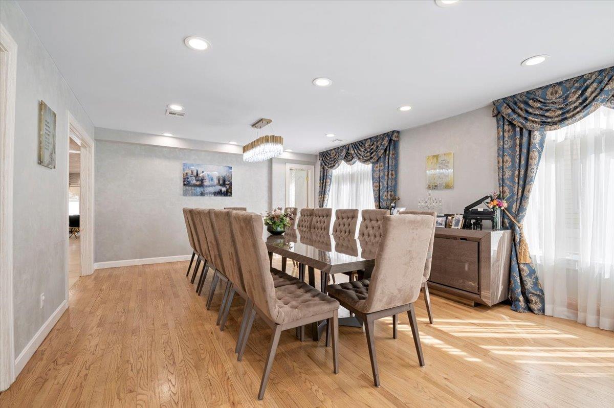 Single Family Linden  Nassau County, NY 11598, MLS-831739-9