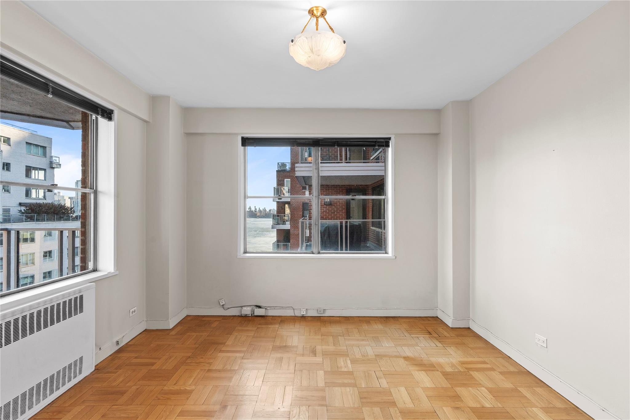 Coop Sutton Place  Manhattan, NY 10022, MLS-831768-12
