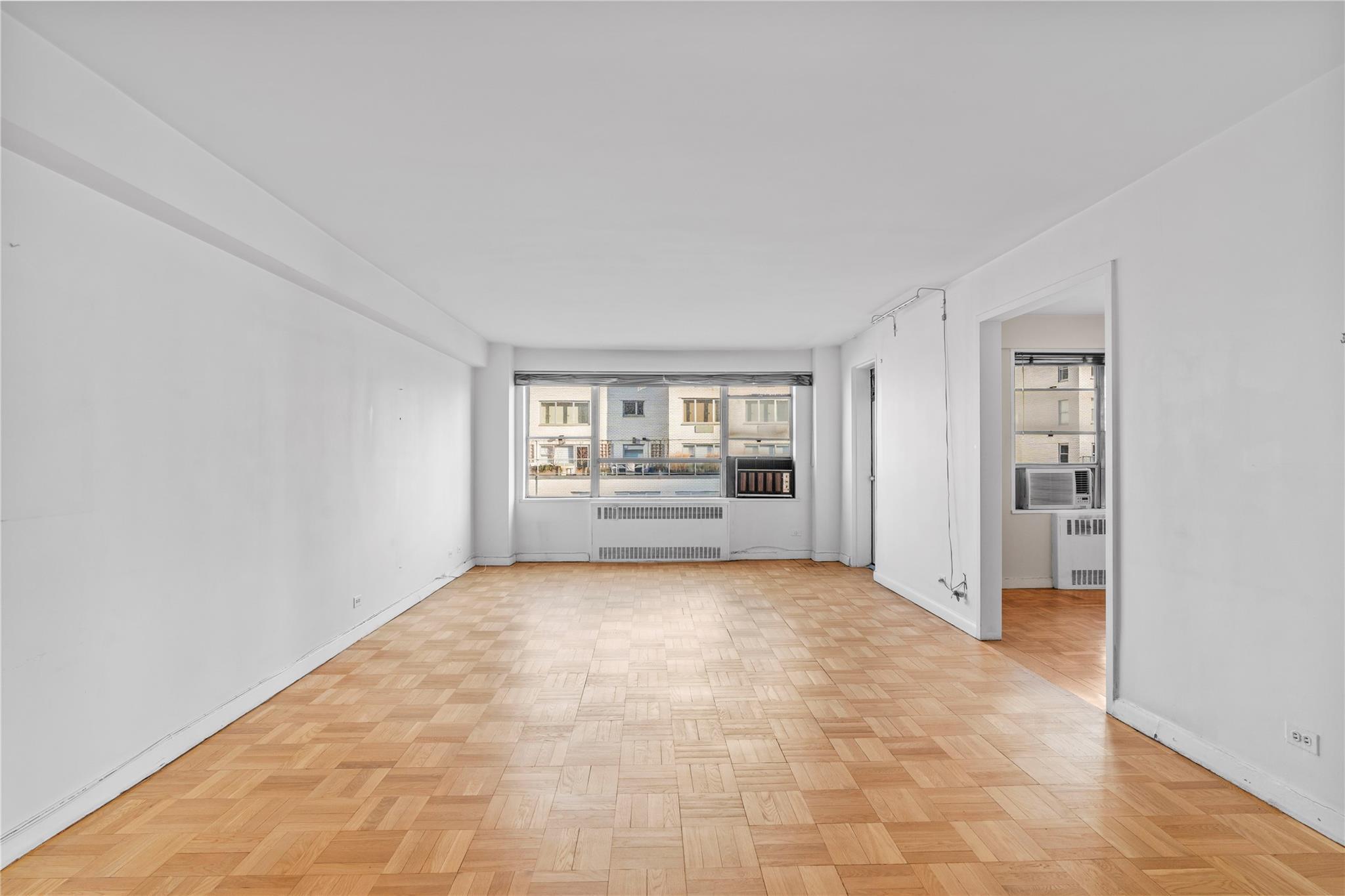 Coop Sutton Place  Manhattan, NY 10022, MLS-831768-2