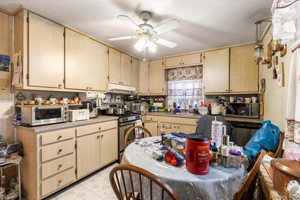 Single Family Tibbett Bronx, NY 10463, MLS-831778-9