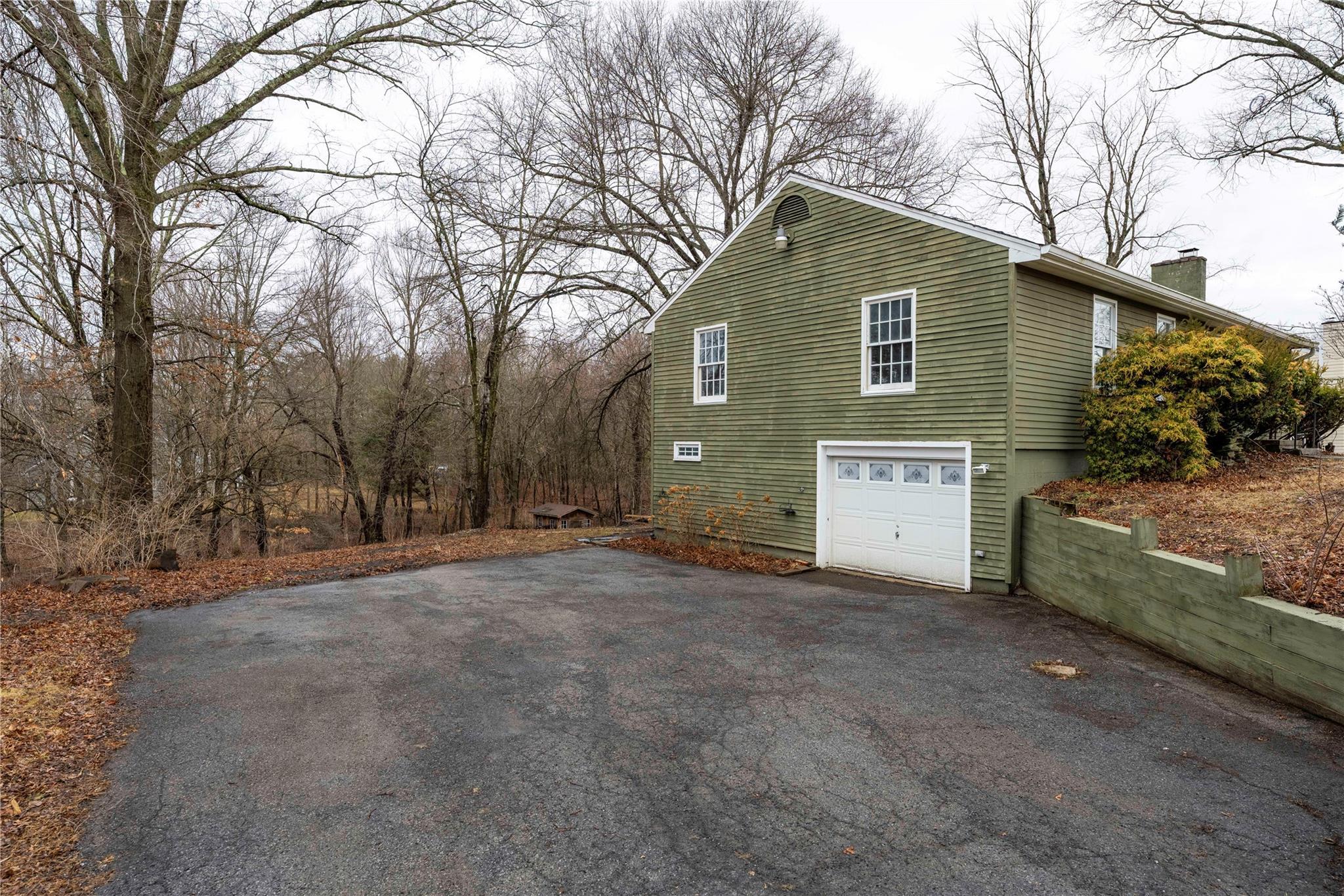 Single Family Degarmo Hills  Dutchess County, NY 12590, MLS-831899-26