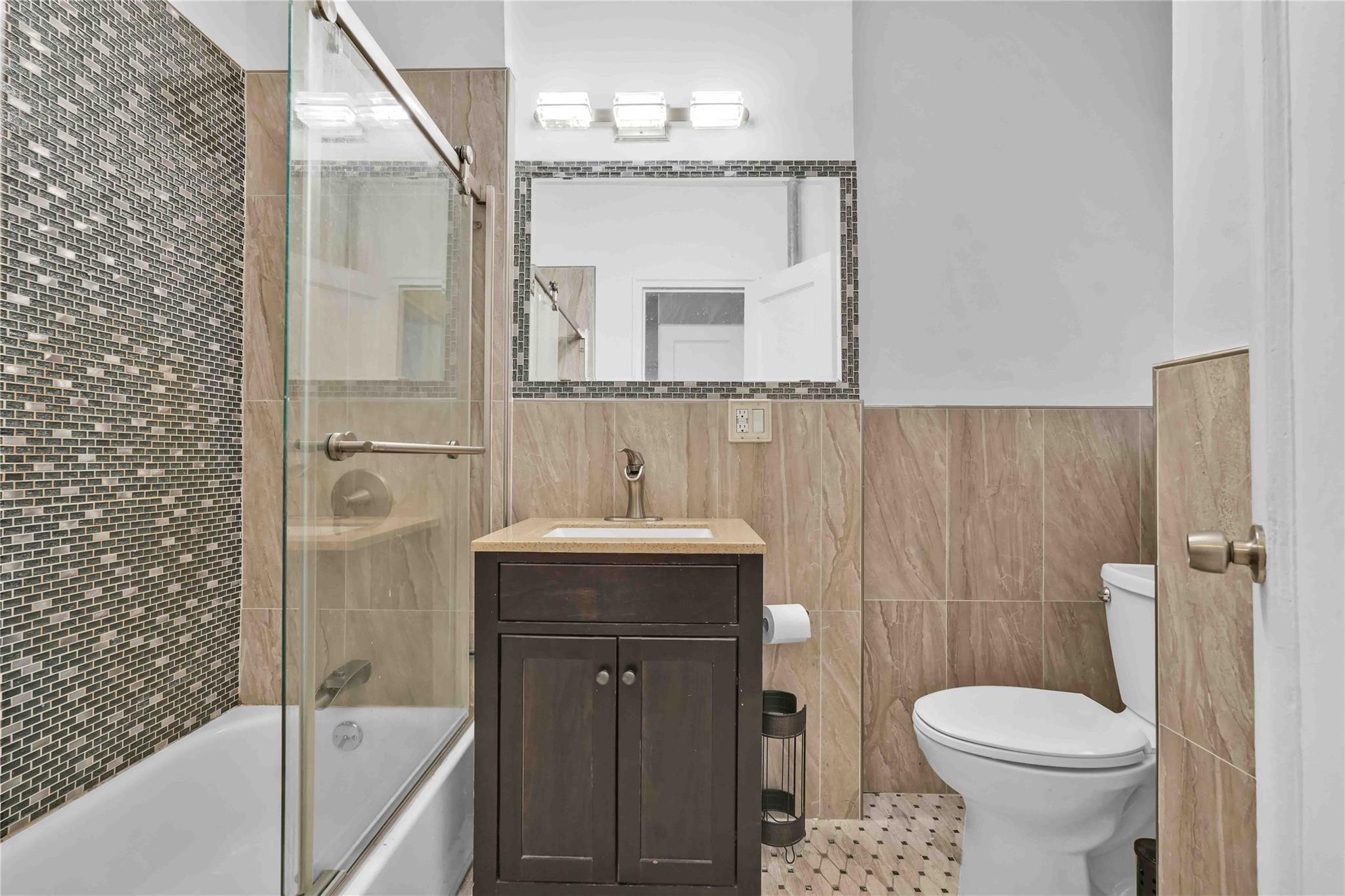 Coop Boston  Bronx, NY 10462, MLS-831917-14