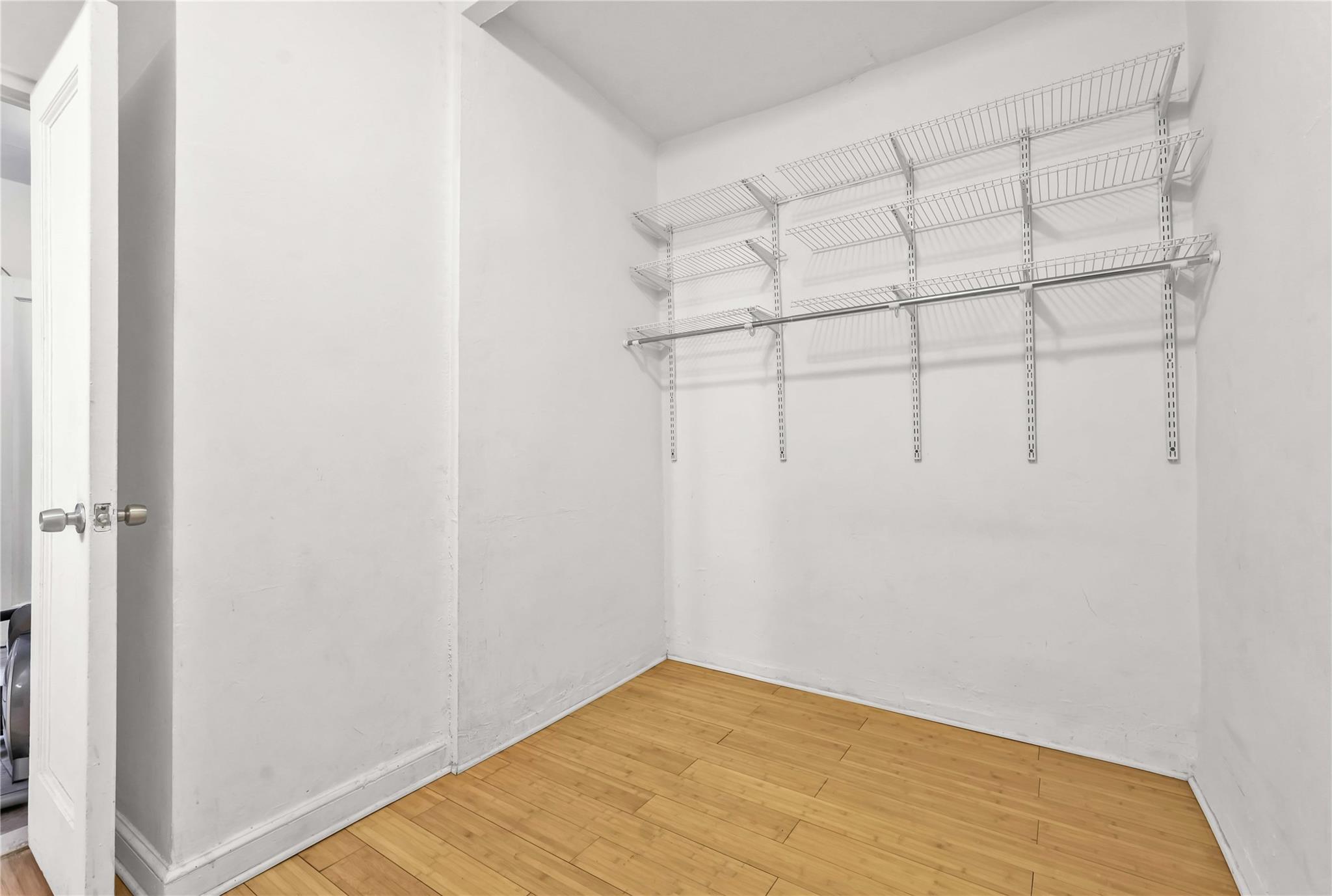 Coop Boston  Bronx, NY 10462, MLS-831917-16