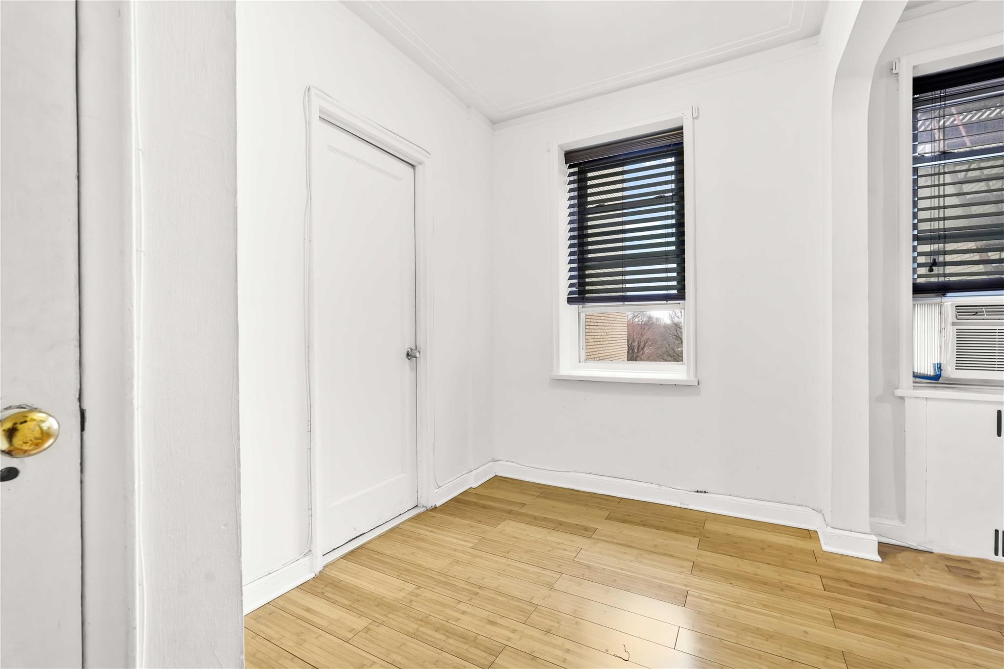 Coop Boston  Bronx, NY 10462, MLS-831917-8