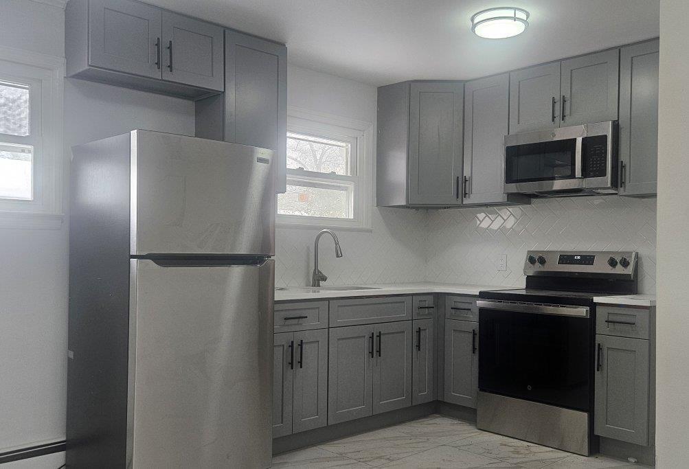 Single Family Smith  Suffolk County, NY 11763, MLS-831934-5