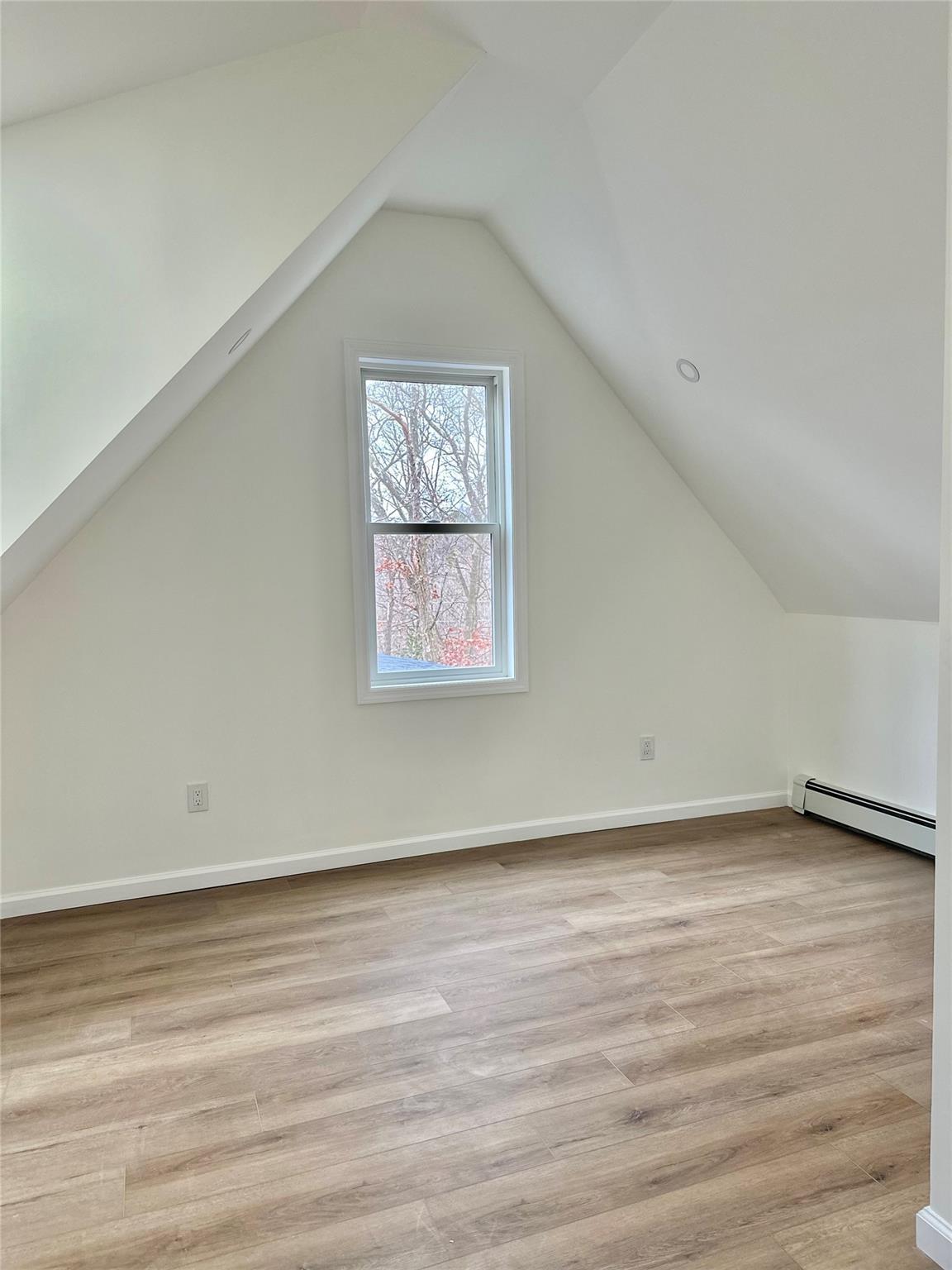 Single Family Linden  Suffolk County, NY 11754, MLS-831937-15