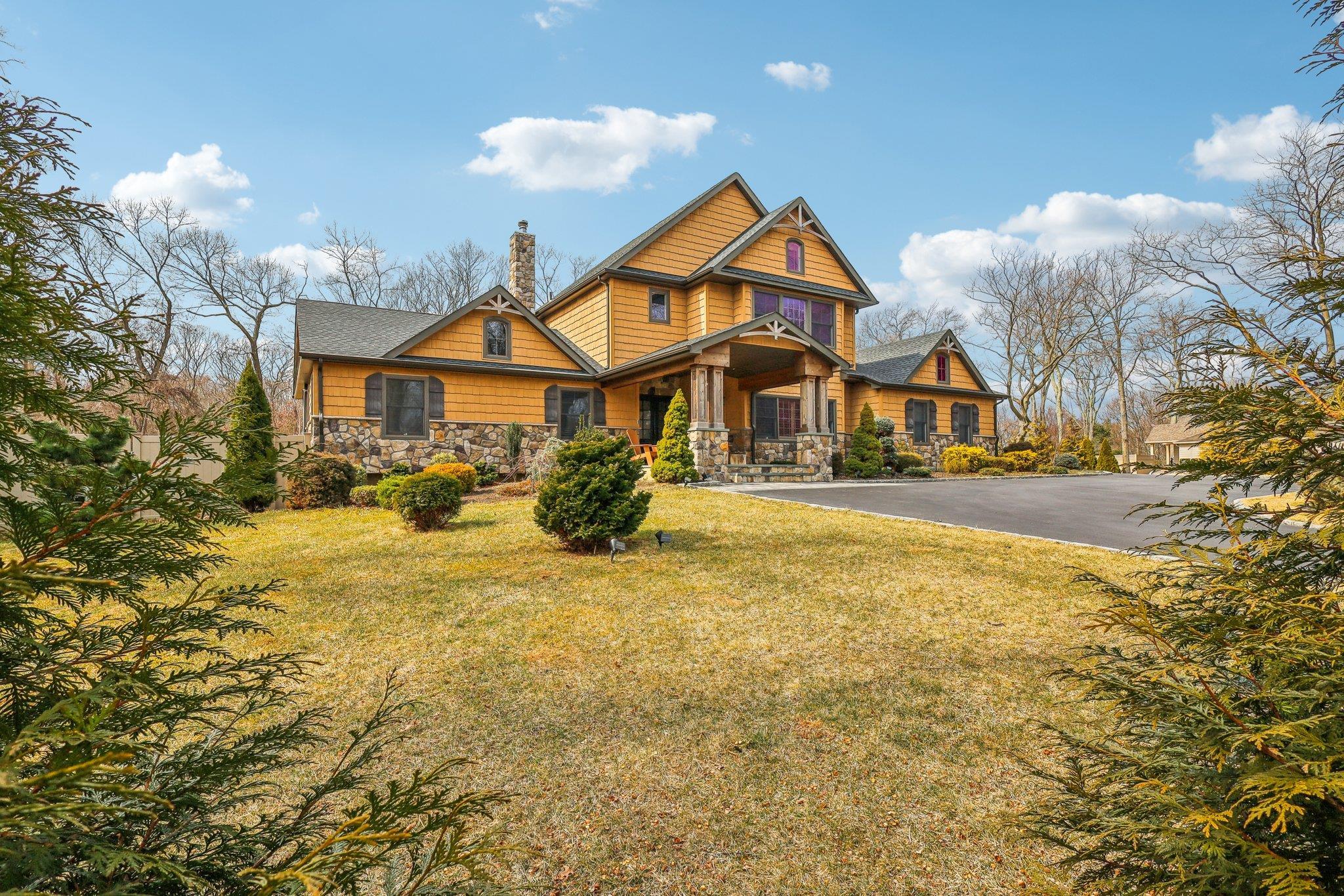 Single Family Danville  Suffolk County, NY 11740, MLS-831939-10