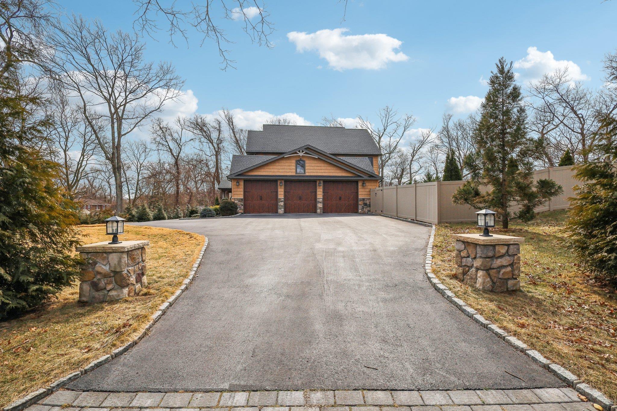 Single Family Danville  Suffolk County, NY 11740, MLS-831939-13