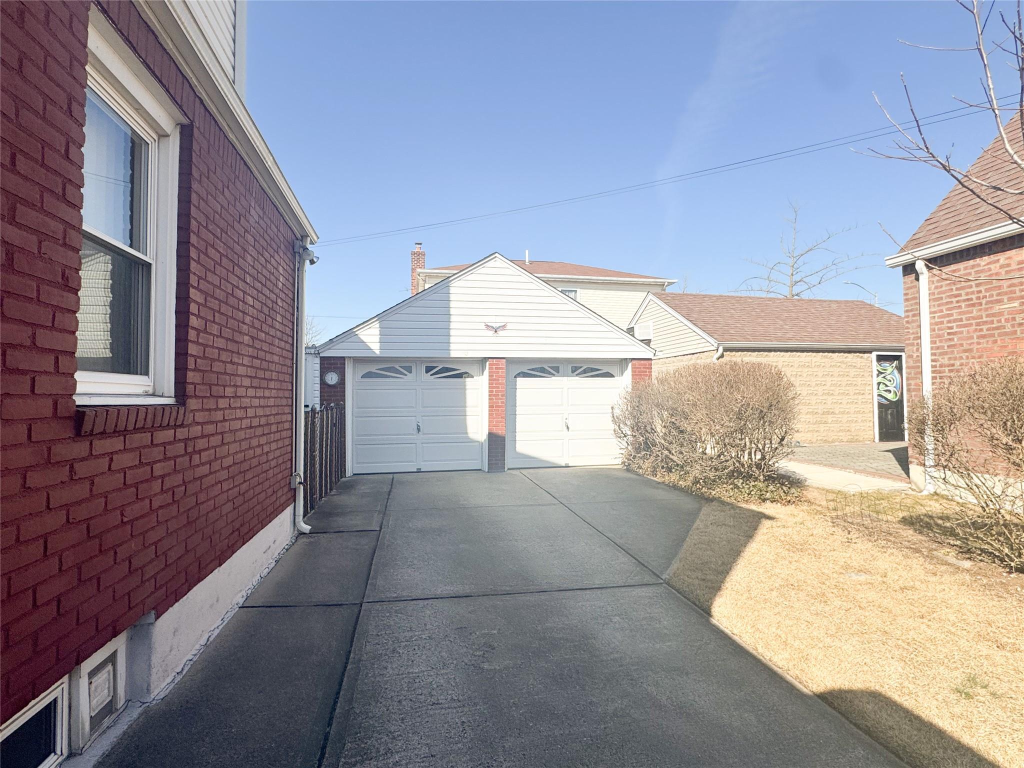 Single Family 82nd  Queens, NY 11004, MLS-831975-5