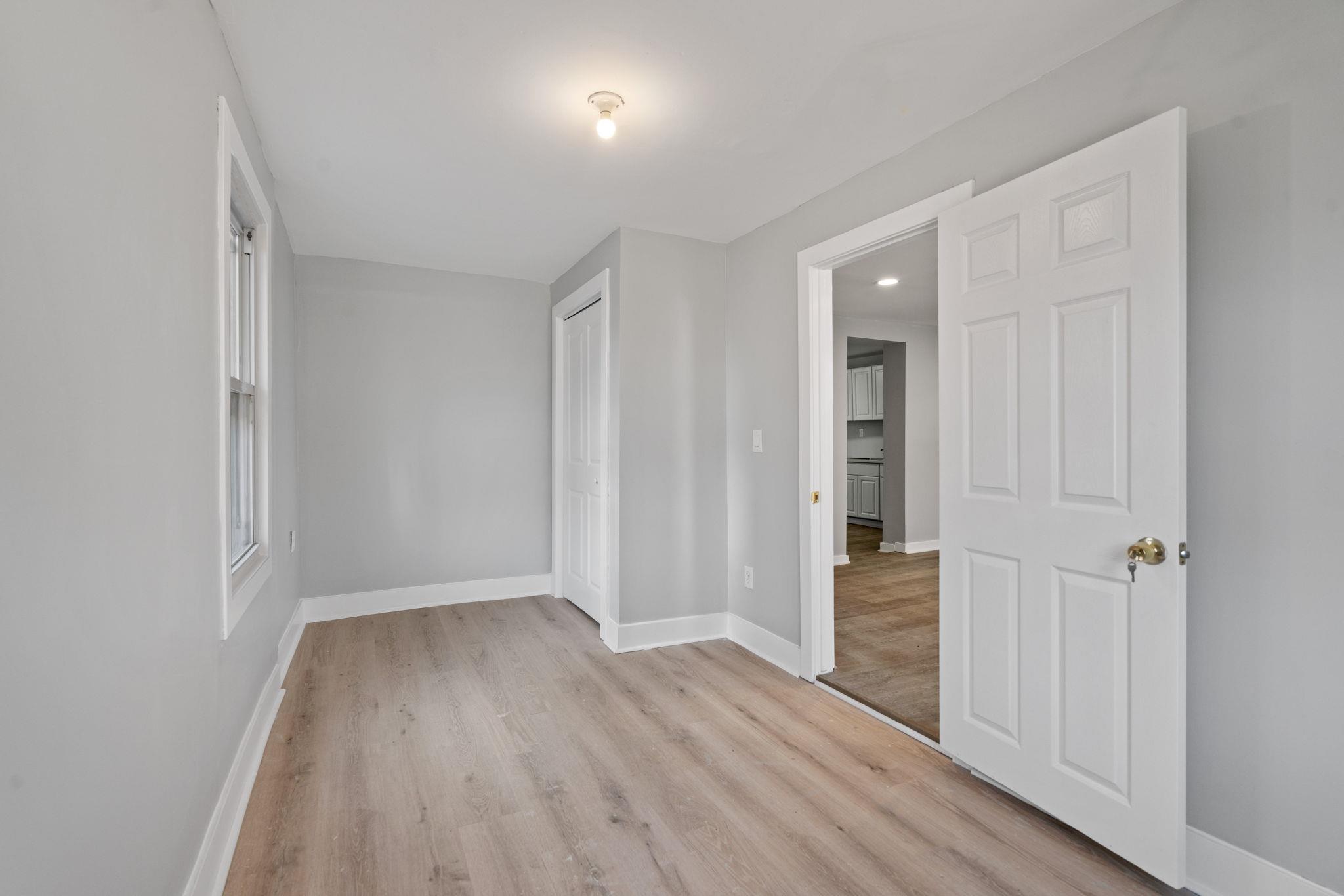 Single Family Garden  Dutchess County, NY 12601, MLS-832016-14